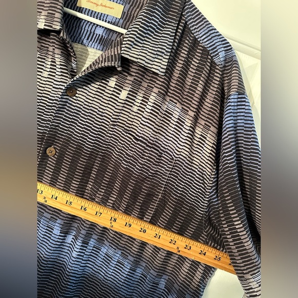 TOMMY BAHAMA 100% XL Silk Illusion Pattern Gray Blue Short Sleeve Button Down - Picture 10 of 11